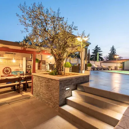 House And In - Istrien 42536 *